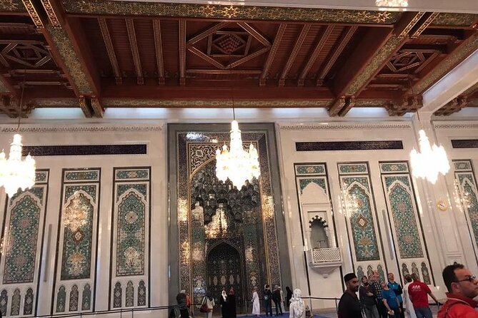 Private Half-Day Muscat City Tour - Bait Al Zubair Museum and Omani culture