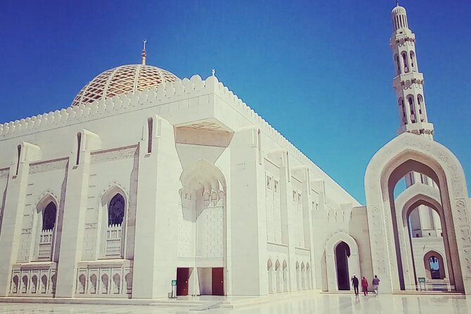 Private Half-day Tour in Muscat - Starting at the Sultan Qaboos Grand Mosque