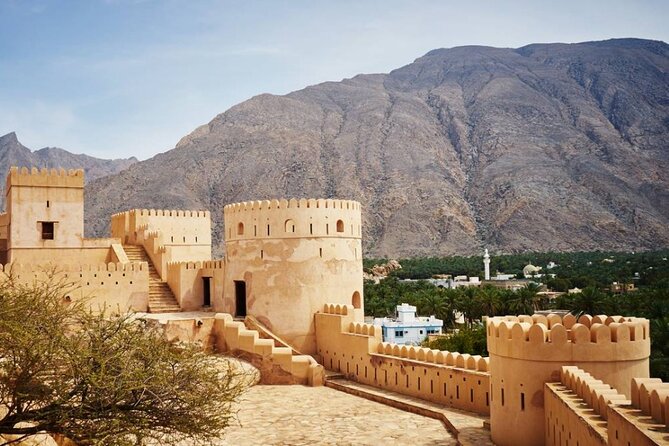 Private Half-Day Tour to Grand Mosque-Nakhal Fort and Hotspring - Timing, meeting point, and cancellation details