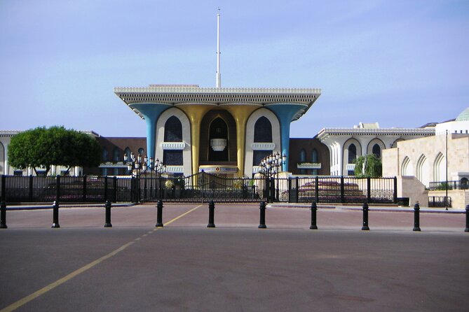 Private Muscat City Sightseeing Tour - A Fascinating Capital - Muttrah Souq, silver, and the fish market