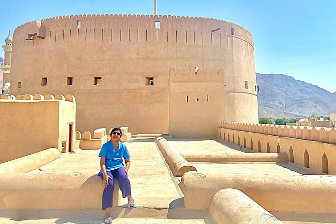 Private Overnight at Jebel Shams - 2 Days and 1 Night Tours - Climbing toward Jebel Shams