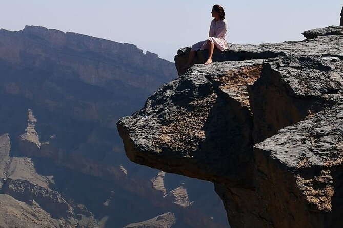 Private Overnight Nizwa & Jebel Akhdar Tour from Muscat - Al Hamra and Misfat Al Abriyeen: the most atmospheric walking