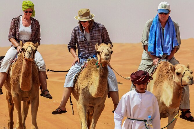 Private Tour -Whaiba sand &wadi Bani khaled - Bedouin hospitality at Wahiba Sands
