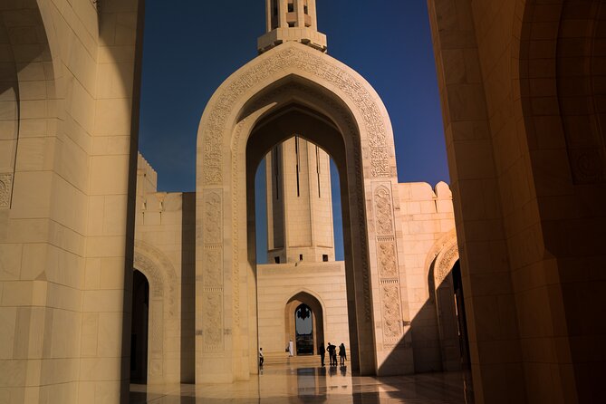 Private Transfer: To and From Muscat Airport - What the private format means for your arrival