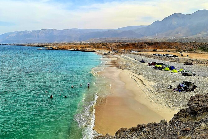 Private Wadi Arbyeen - Sinkhole - White Sand Beach- Full Day Tour - The private 4WD makes the rough parts easier