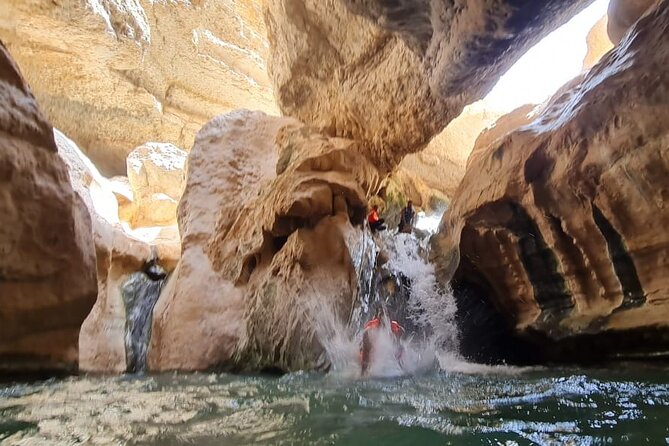 Private Wadi Shab - Bimmah Sinkhole - White Sand Beach - Full Day Tour - Fins Beach brings the day back to the sea