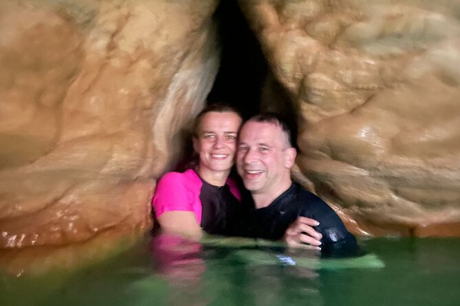 Private Wadi Shab - Bimmah Sinkhole - White Sand Beach - Full Day Tour - The guide can shape the whole day