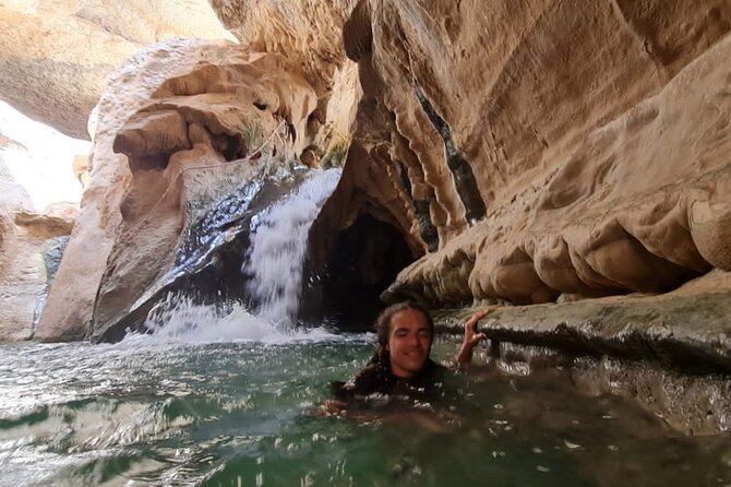 Private Wadi Shab - Bimmah Sinkhole - White Sand Beach - Full Day Tour - What $195 per person really buys