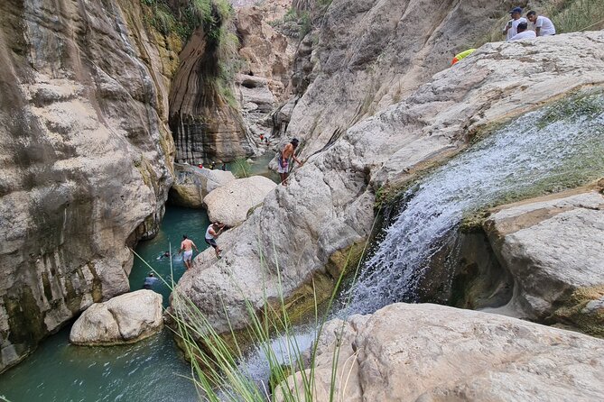 Private Wadi Tiwi - Bimmah Sinkhole - White Sand Beach - Full Day Tour - Why this Muscat day trip works