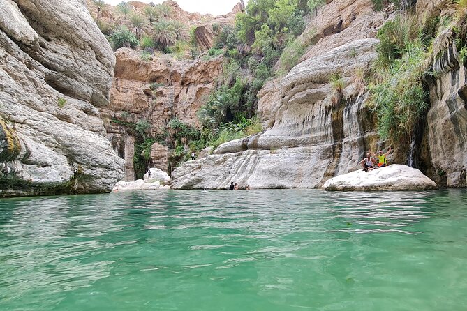 Private Wadi Tiwi - Bimmah Sinkhole - White Sand Beach - Full Day Tour - White Sands Beach or Fins Beach