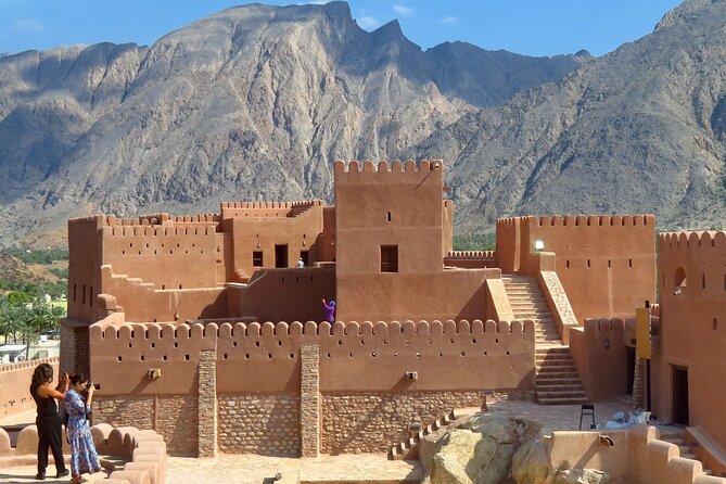 Private Walking Tour in Nakhal and Wakan Valley - Entering Nakhal Fort above the palm groves