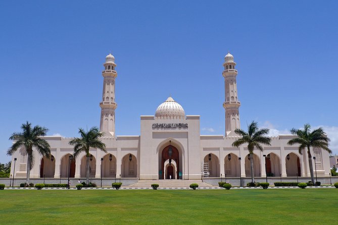 Salalah City private tour - all-inclusive sightseeing tour - The Museum of the Frankincense Land at Al Baleed