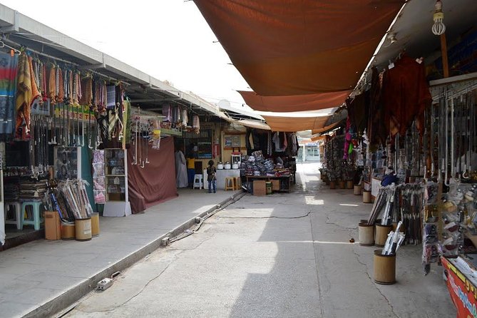 Salalah City Tour :Salalah Tours - Gold shops, Haffa Souk, and the smell of frankincense