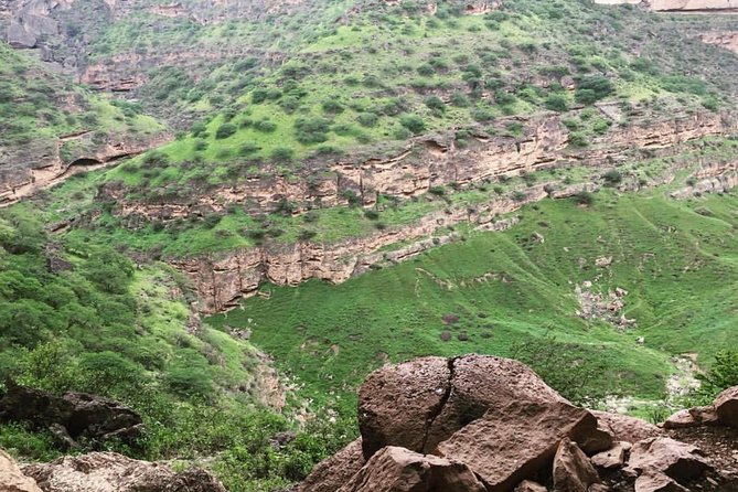 Salalah Mountain Safari Tour 2(Full Day Tour) - Teeq Cave inside Samhan Mountain