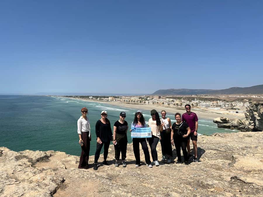 Salalah: Wadi Darbat, Jabal Samhan, Baobab, Mirbat Sand Dune - Taqa begins with cliffs, fishing boats and old houses