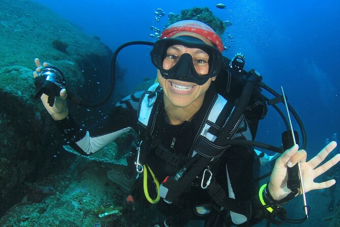 Scuba Diving to Dimaniyat Islands Muscat Oman - What the first underwater session can offer