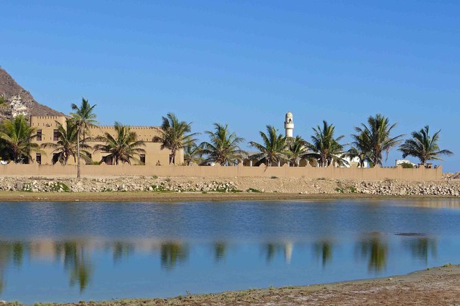 Splendours of Far West Coast - beaches, cliffs, panoramic views - Al Mughsail Beach and its bird-filled lagoon