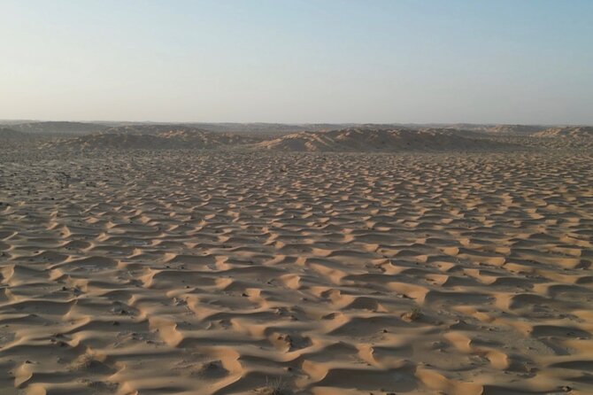 Sunset desert safari Salalah with Dinner in a Bedouins camp - The Empty Quarter at sunset