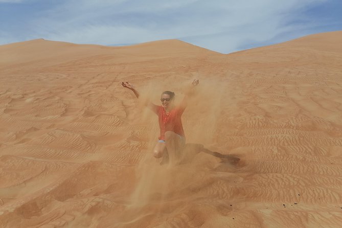 Sunset in Al Wahiba Sands. (Sunset at the desert) - Why a private 4x4 changes the experience