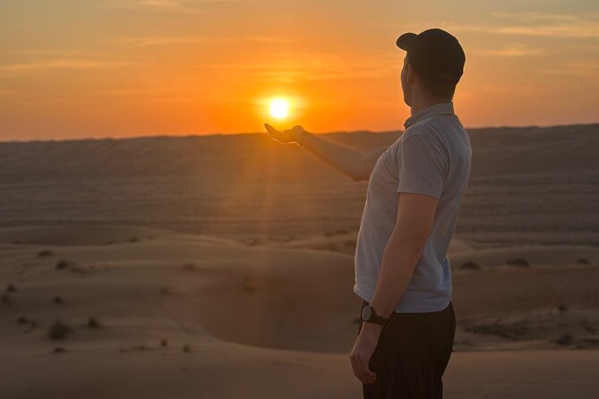 Sunset in Wahiba Sands 4x4 Adventure - Key points before you book