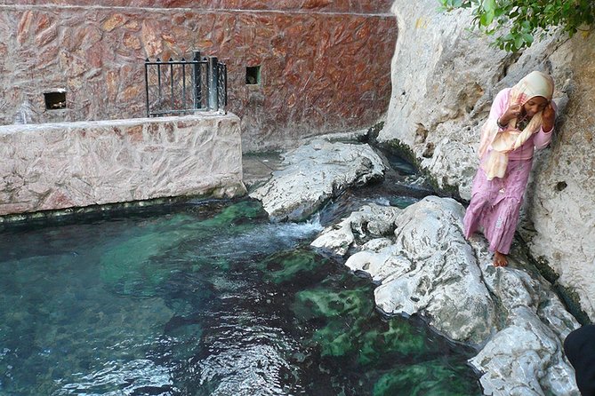 The North & Nakhl Half Day Tour from Muscat - Riding from Muscat through the mountain scenery