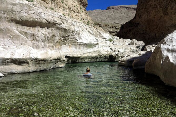 Tour Jawahir 2 Days-1 Night In Wahiba Sands, Oman Tours Package - Transport, meals, and the private-tour advantage