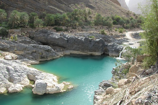 Wadi Shab and Bimmah Sinkhole 4X4 (Private Tour ) - Key points at a glance