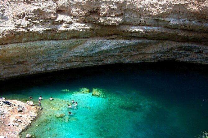 Wadi Shab and Bimmah Sinkhole 4X4 (Private Tour ) - Reaching Wadi Shab by 4x4