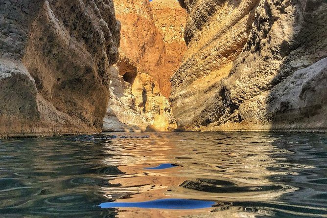 Wadi Shab and Bimmah Sinkhole Full Day Tour - Swimming through the pools to the waterfall