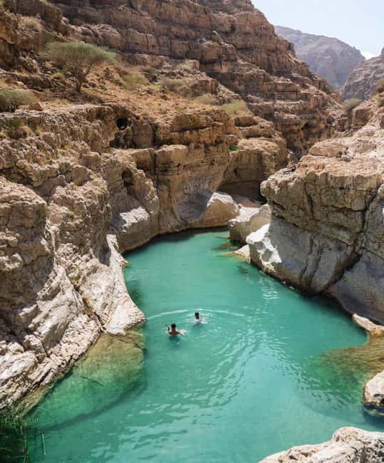 wadi shab and bimmah sinkhole tour from muscat - What to bring for a smoother day