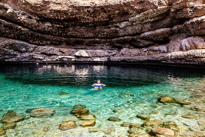 Wadi shab and Sinkhole adventure - Fitness, mobility, and sensible limits