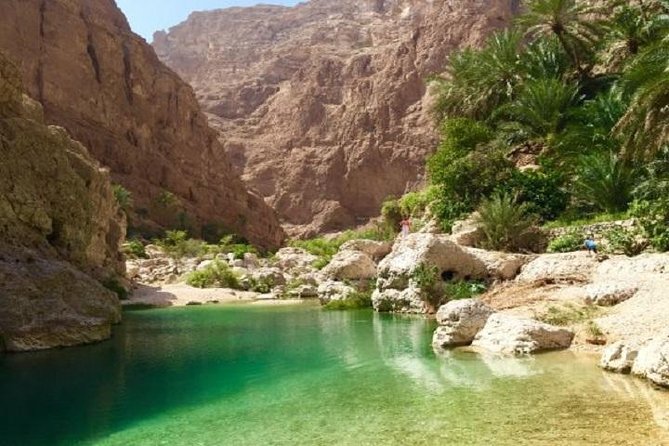 Wadi Shab full day tour (Muscat tours):Oman Shore excursions - Bimmah Sinkhole, a quick first stop