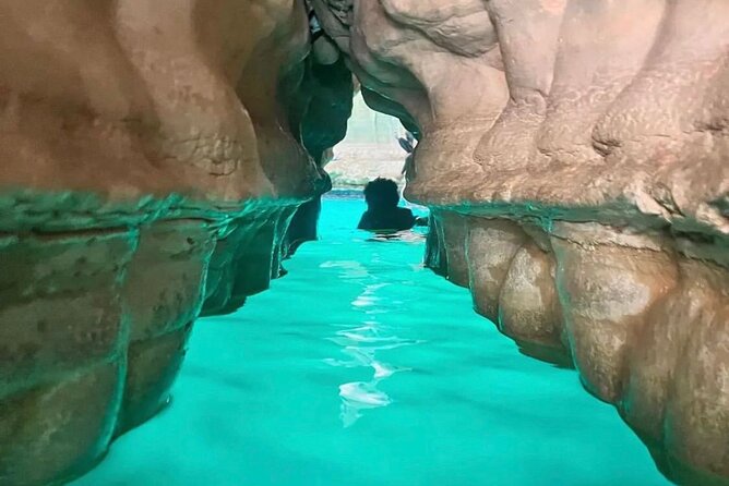 WADI SHAB - Muscat, Oman - Who should book this Oman excursion