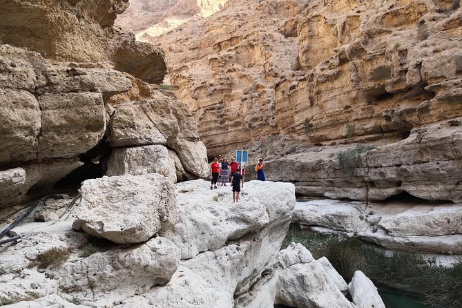 Wadi Shab Trekking and Swimming Tour - Key points at a glance