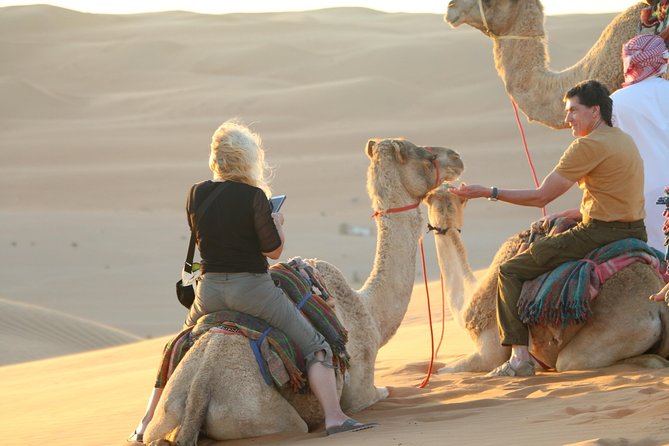 Wahiba Sands Safari with Wadi swimming and Camelride - Who will enjoy this desert and oasis pairing