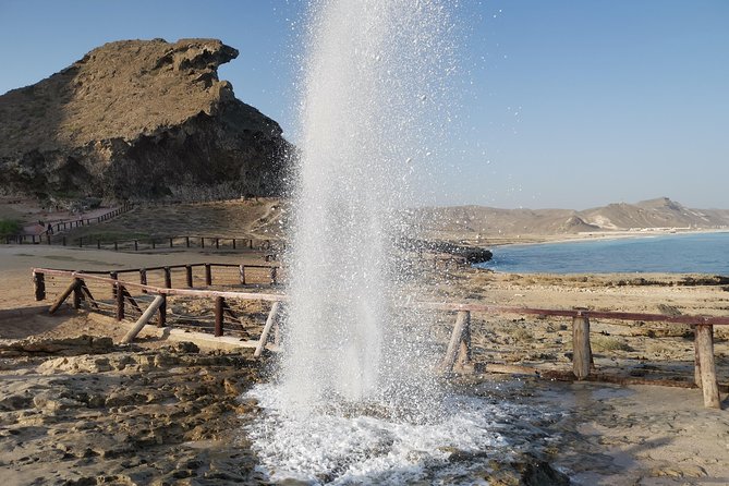 West Coast Mountains and Beaches (Fazayah beach + Shaat cliff) - Two hours at Fazayah Beach is the payoff
