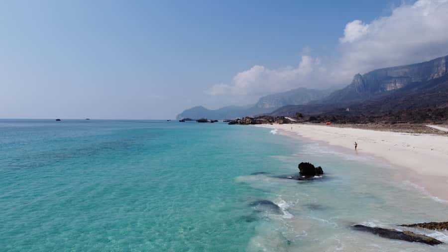 West Salalah Highlights: Coastal Wonders & Scenic Views - Shaat Viewpoint and the big coastal panorama